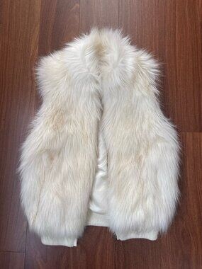 Love H81 Ivory Faux Fur Hooded Vest, Size S/P Petite